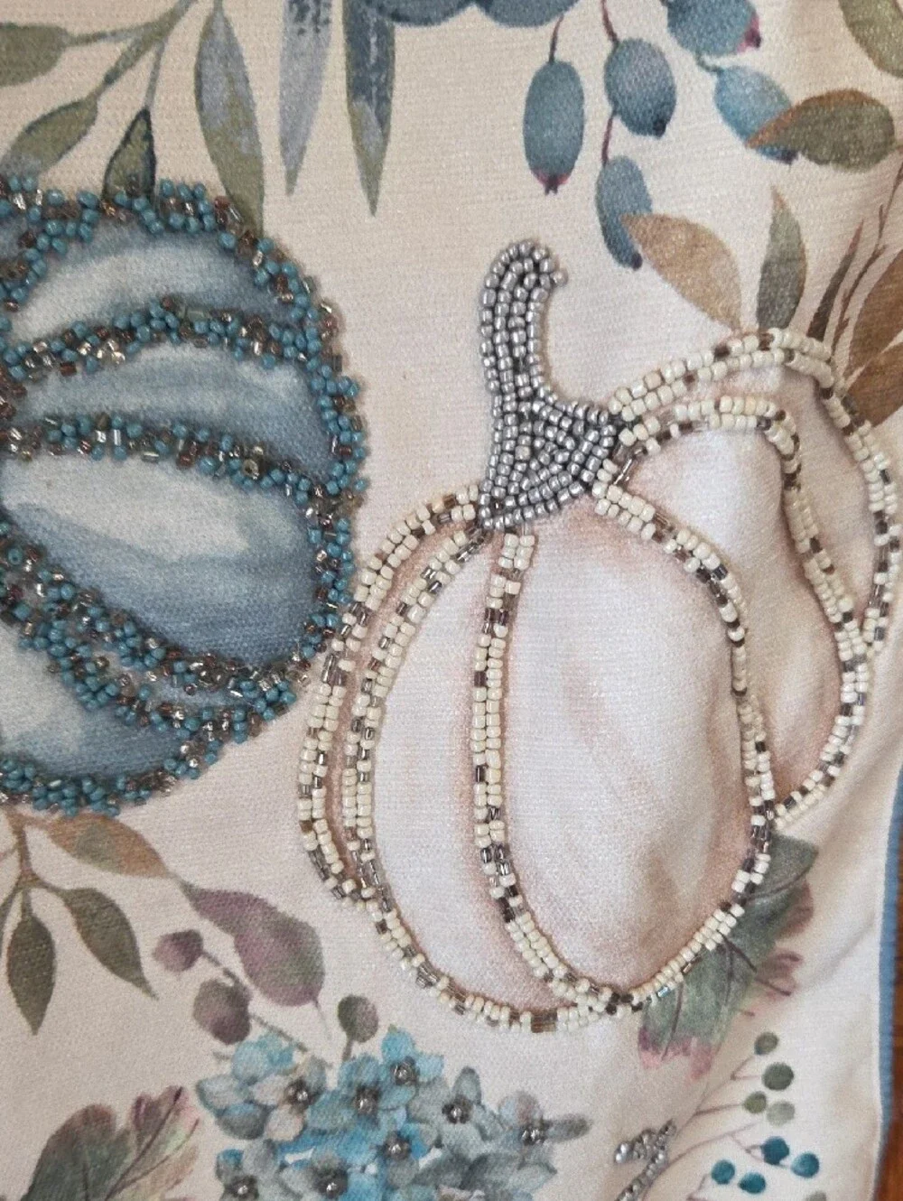 Shabby Chic seasonal table